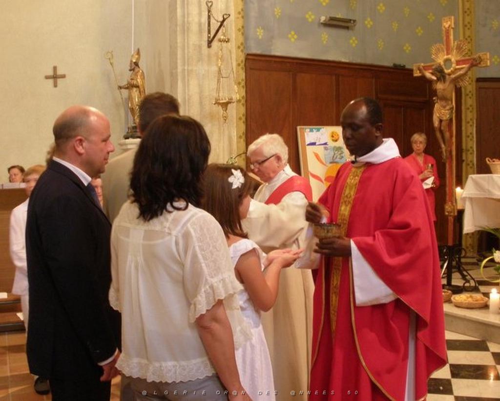 26 05 2012 bapteme et communion (5).jpg